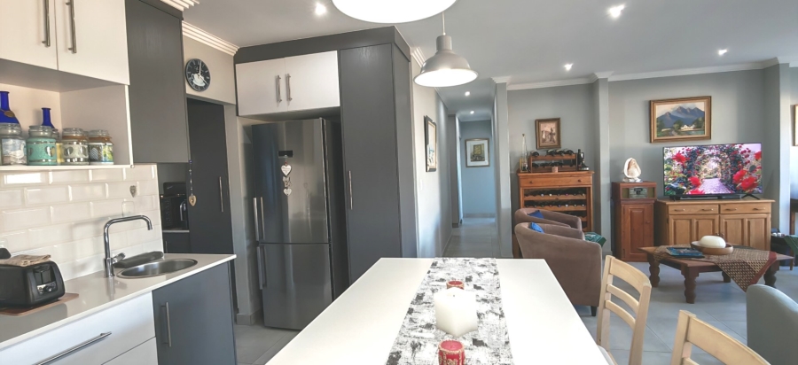 3 Bedroom Property for Sale in Dana Bay Western Cape